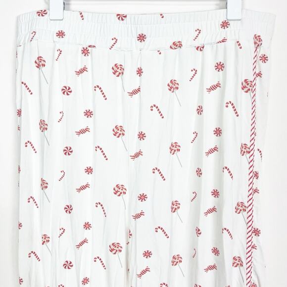 Shrimp and Grits Serendipity Peppermint Pajama Set - Picture 8 of 11